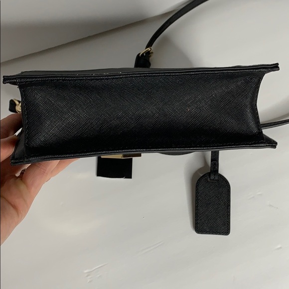 Badgley Mischka Black Crossbody Gold Hardware - Picture 7 of 8